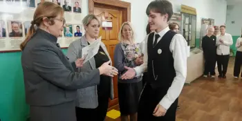 "Первая четверть завершена: итоги и награды под знаком патриотизма!"*