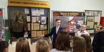 Герой школьных классов: кто покорил вершину мастерства в школьном конкурсе "Учитель года"?